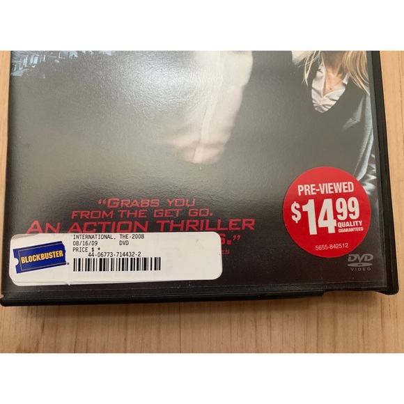 Blockbuster Video Pre-Viewed DVD case & disc, The International - Picture 2 of 5